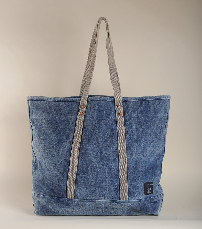 East West Tote