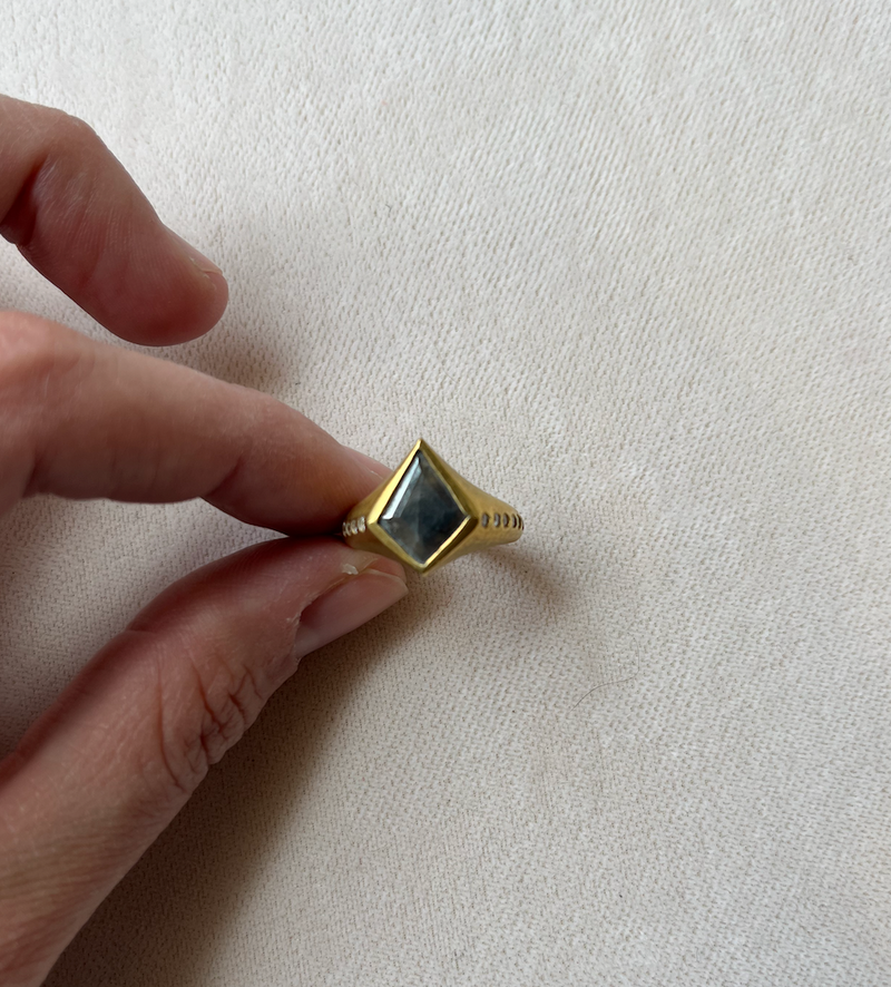 22k Gold Kite Diamond Signet Ring