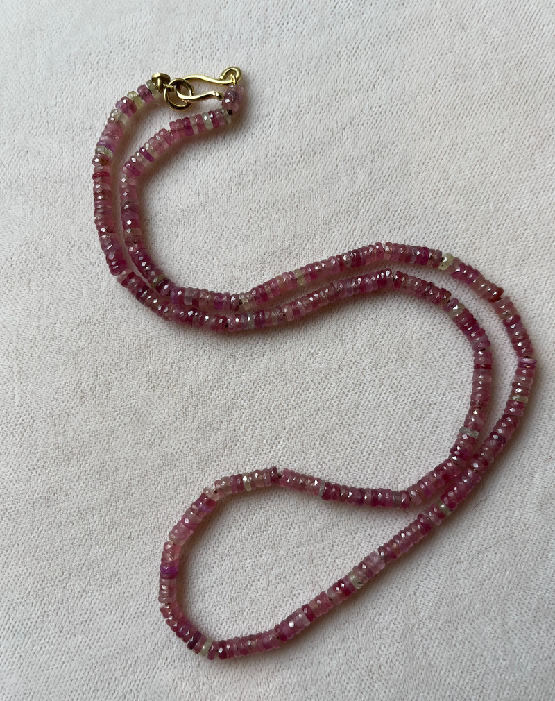 18K Yellow Gold, Sapphire Necklace