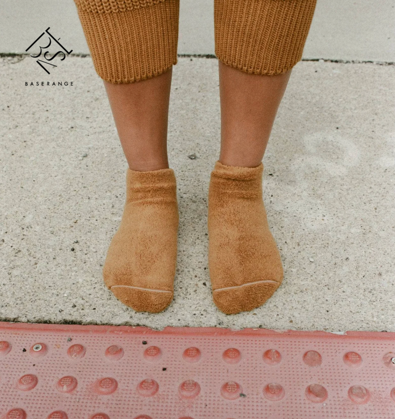 Buckle Overankle Socks