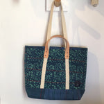 East West Tote